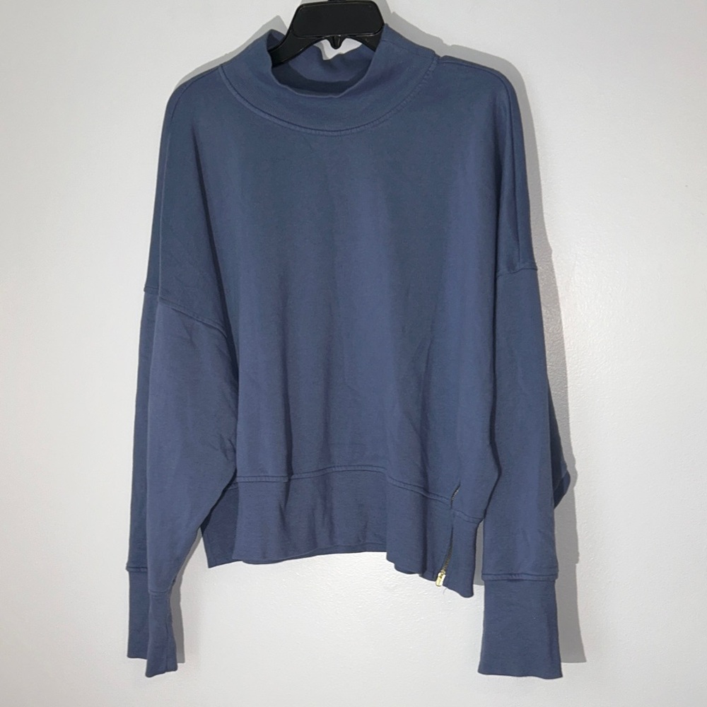 Old Navy Blue Mock‎ Neck Cropped Sweatshirt XXL